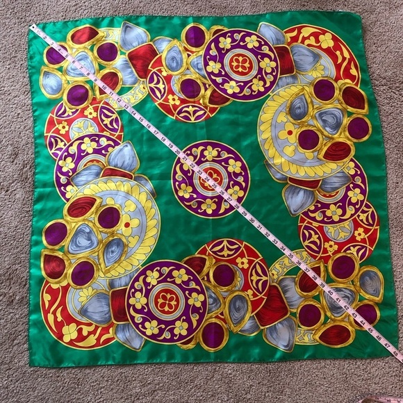 Vintage Berkshire Oversized Scarf Satin Like green gold - Picture 7 of 12